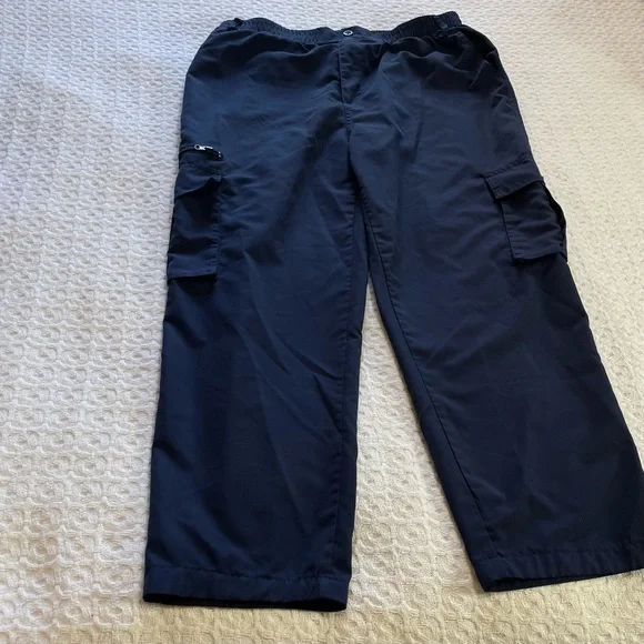 Men's Navy Cargo Pants~ Lightweight ~
Size XXL~ Elastic and Belt Loop waist - Picture 12 of 12